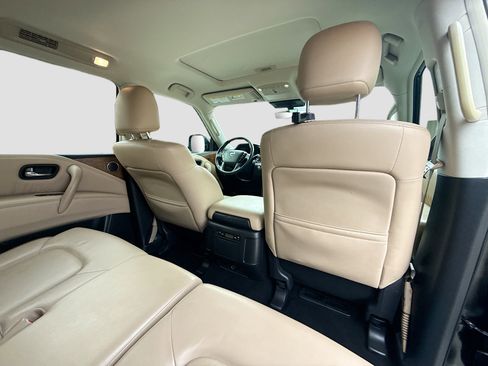 Used 2022 Nissan Armada SL image 32