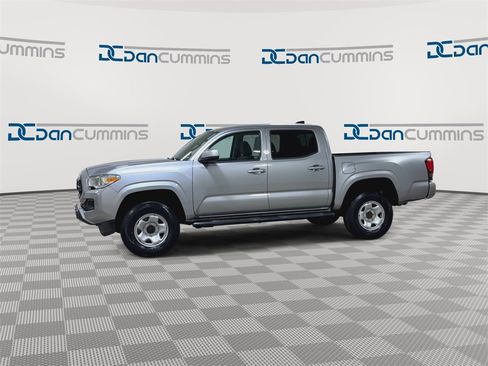Used 2021 Toyota Tacoma SR image 6