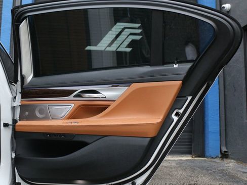 Used 2020 BMW M760i xDrive w/ Luxury Rear Seating Package image 24