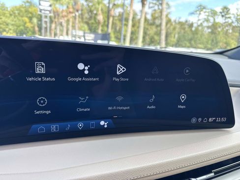 Used 2024 Cadillac XT4 Luxury image 24