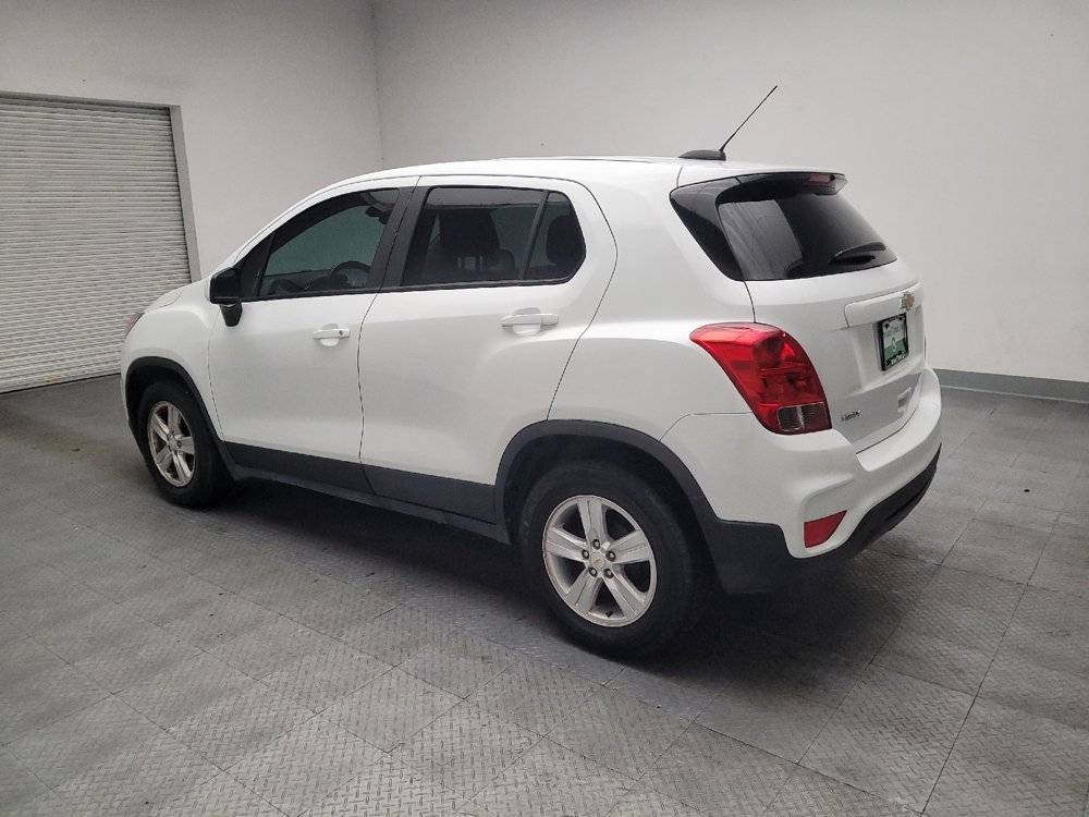 Used 2021 Chevrolet Trax LS w/ Tint and Cruise Package FWD image 3