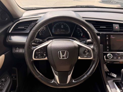 Used 2018 Honda Civic EX-L image 15