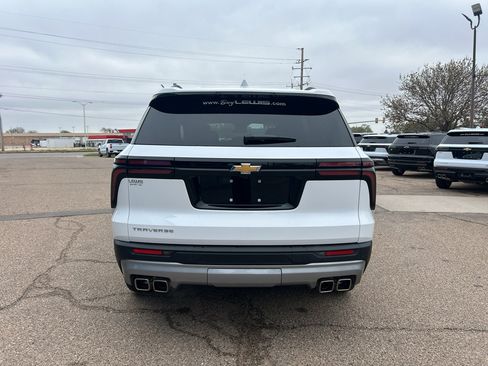 Certified 2025 Chevrolet Traverse LT image 26
