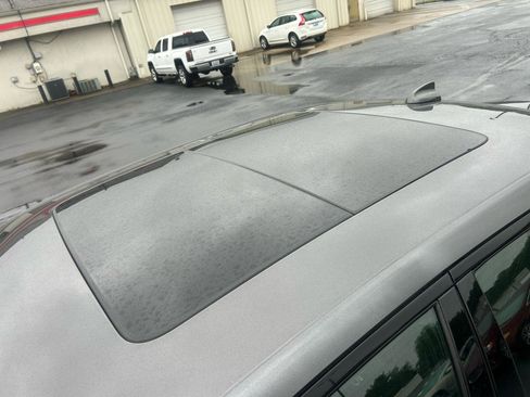 Used 2023 Chrysler 300 S image 10