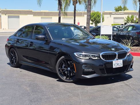 Used 2020 BMW 330i Sedan w/ M Sport Package RWD image 2