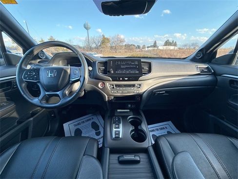Certified 2022 Honda Passport TrailSport image 25