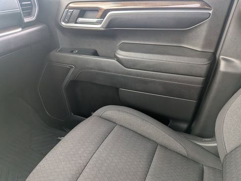 Used 2023 Chevrolet Silverado 1500 LT AWD/4WD image 18