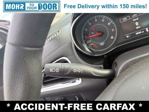 Used 2017 Chevrolet Cruze LT w/ Convenience Package image 16