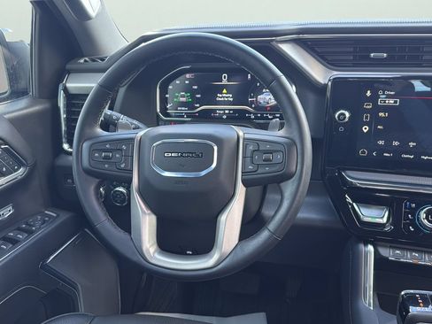 Used 2024 GMC Sierra 1500 Denali w/ Denali Reserve Package AWD/4WD image 12