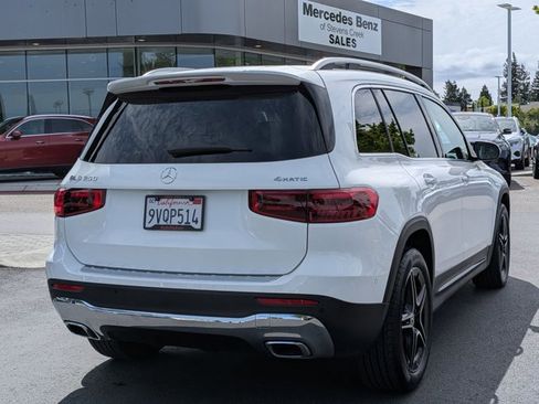 Used 2026 Mercedes-Benz GLB 250 4MATIC image 5