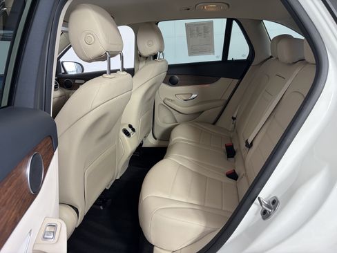 Certified 2022 Mercedes-Benz GLC 300 4MATIC image 7