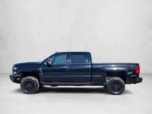 Used 2018 Chevrolet Silverado 3500 LTZ w/ Duramax Plus Package image 9