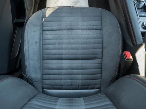 Used 2025 Ford Explorer ST-Line w/ ST-Line Street Pack image 33