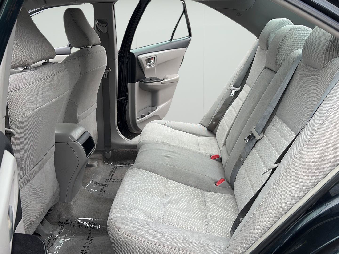 Used 2015 Toyota Camry FWD image 18