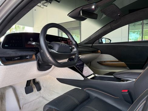 Used 2022 Lucid Air Grand Touring AWD/4WD image 36