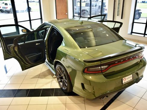 Used 2023 Dodge Charger Scat Pack image 8