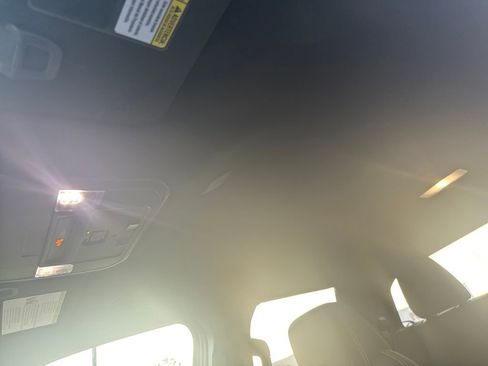 Used 2024 Toyota Tacoma TRD Off-Road image 22