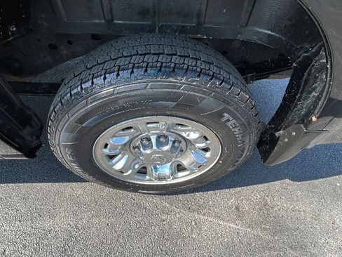 Used 2014 Nissan NV 3500 SL w/ Technology Package RWD image 41