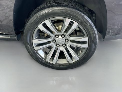 Used 2017 GMC Yukon Denali RWD image 34