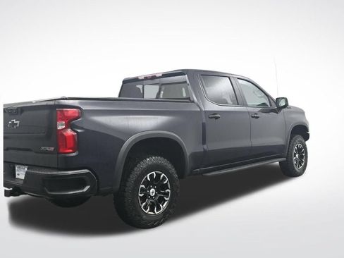 Used 2024 Chevrolet Silverado 1500 ZR2 w/ Technology Package AWD/4WD image 6