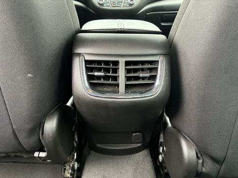 Used 2024 Chevrolet Malibu LT FWD image 17