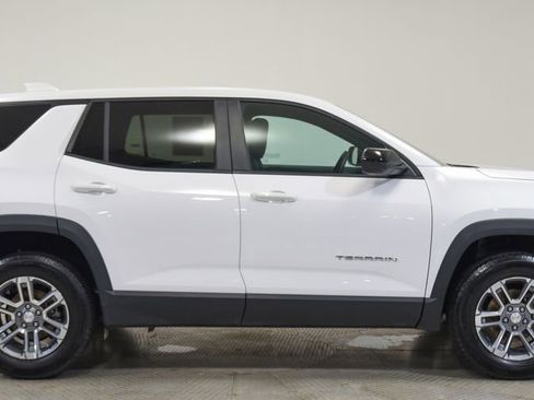 Used 2025 GMC Terrain Elevation AWD/4WD image 15
