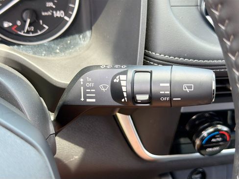 Used 2026 Nissan Rogue SV AWD/4WD image 17