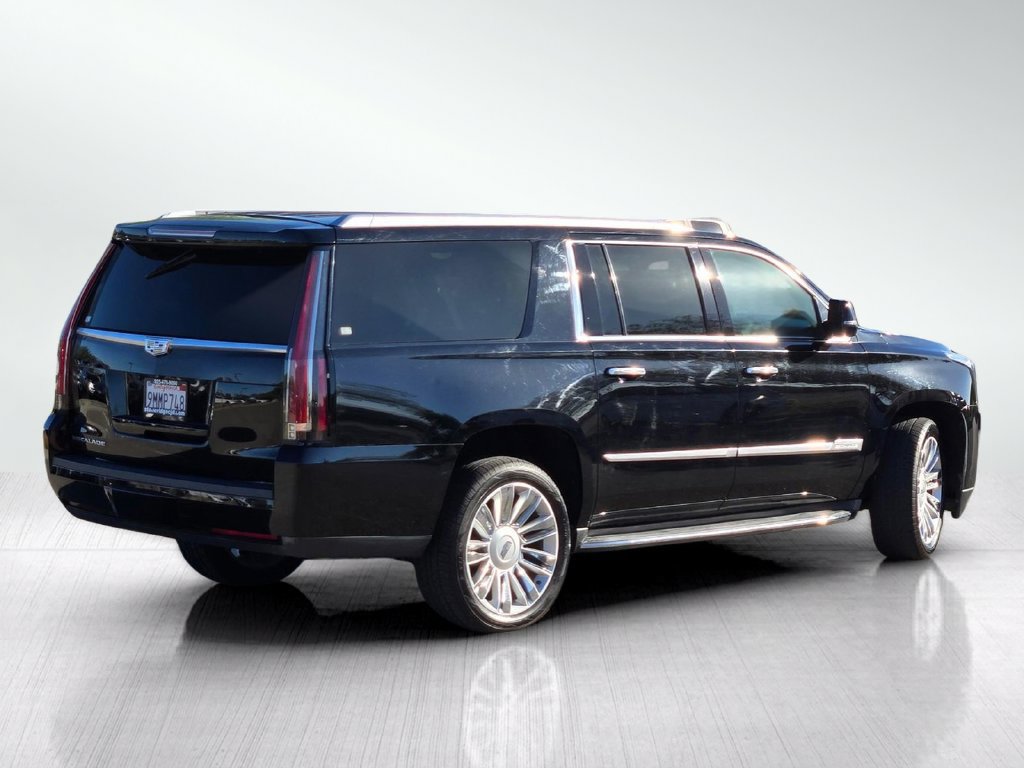 Used 2016 Cadillac Escalade ESV Platinum AWD/4WD image 4