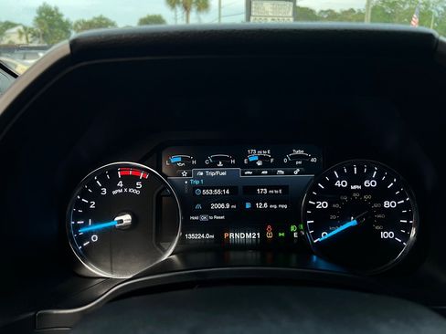 Used 2018 Ford F250 Lariat w/ Lariat Ultimate Package AWD/4WD image 24