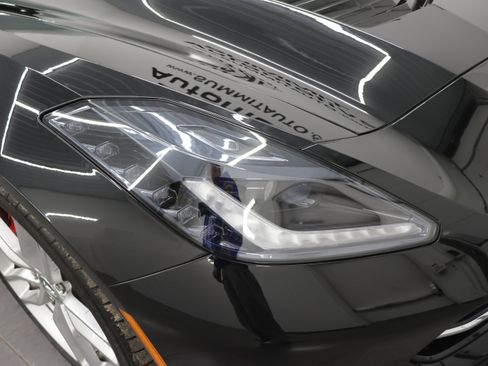 Used 2014 Chevrolet Corvette Stingray Coupe image 20