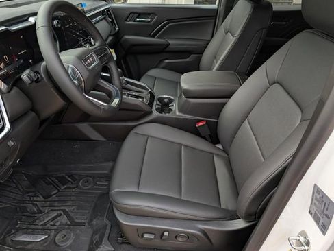 New 2026 GMC Canyon Elevation w/ Convenience Package image 8