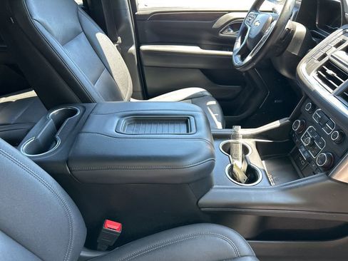Used 2023 Chevrolet Tahoe LT w/ Luxury Package AWD/4WD image 13