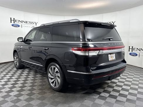 Certified 2023 Lincoln Navigator Reserve AWD/4WD image 23