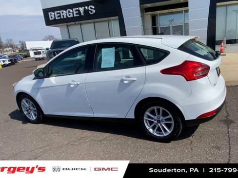 Used 2018 Ford Focus SE image 8