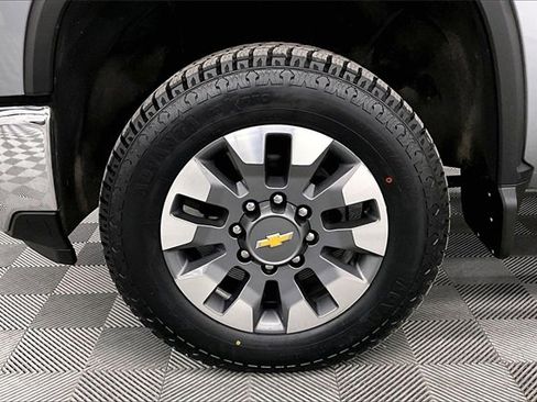 Used 2024 Chevrolet Silverado 2500 LT w/ All Star Edition image 9