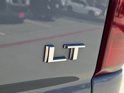 Used 2024 Chevrolet Silverado 3500 LT w/ Convenience Package image 12