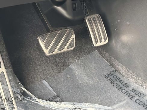 Used 2025 Acura RDX w/ Advance Package AWD/4WD image 17