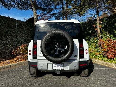 Used 2023 Land Rover Defender 110 S image 6