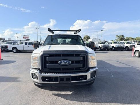 Used 2016 Ford F250 XL w/ Power Equipment Group RWD image 3