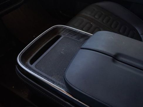 Used 2022 Rivian R1T Adventure image 20