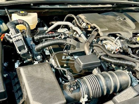 Certified 2025 Toyota Camry XLE FWD image 25