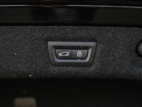 Used 2019 BMW 540i xDrive w/ M Sport Package AWD/4WD image 16