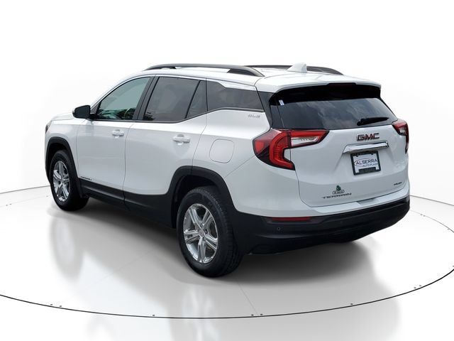 Used 2024 GMC Terrain SLE w/ Driver Convenience Package AWD/4WD image 3