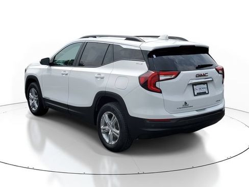 Used 2024 GMC Terrain SLE w/ Driver Convenience Package AWD/4WD image 3