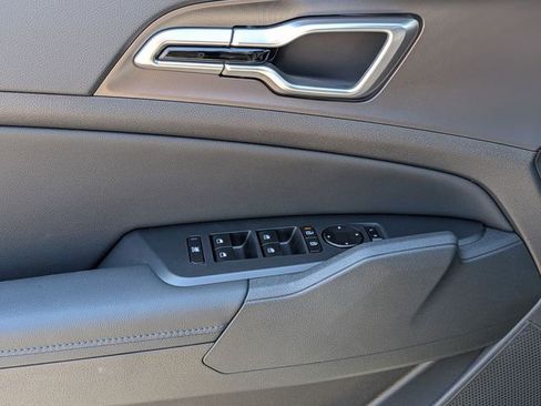 New 2026 Kia Sportage EX FWD image 11