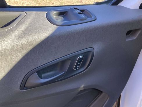 Used 2023 Ford Transit 350 XLT image 19