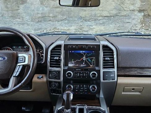 Used 2020 Ford F150 Lariat w/ Equipment Group 502A Luxury image 27