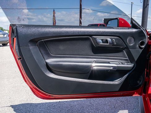 Used 2020 Ford Mustang GT w/ Equipment Group 301A RWD image 10