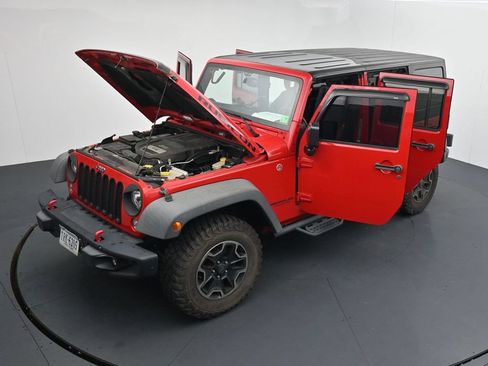 Used 2017 Jeep Wrangler Unlimited Rubicon AWD/4WD image 26