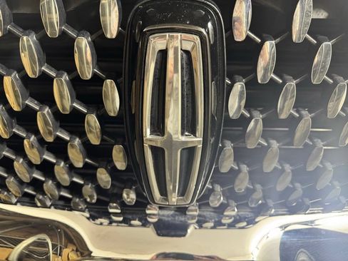 Certified 2023 Lincoln Navigator Black Label AWD/4WD image 9